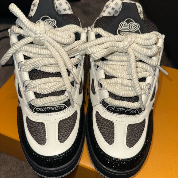 Louis vuitton LV skates - Picture 1 of 4